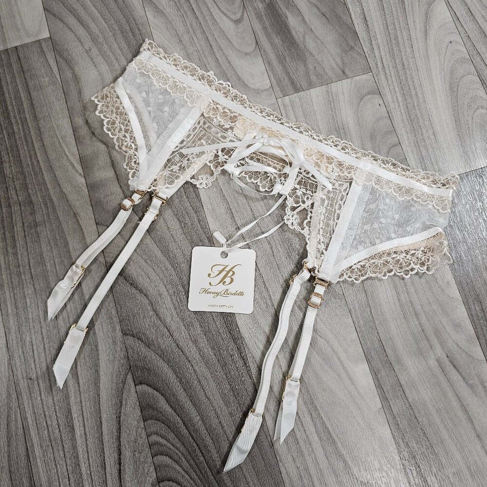 NWT Honey Birdette Capucine Ivory Suspender Garter Belt Size M